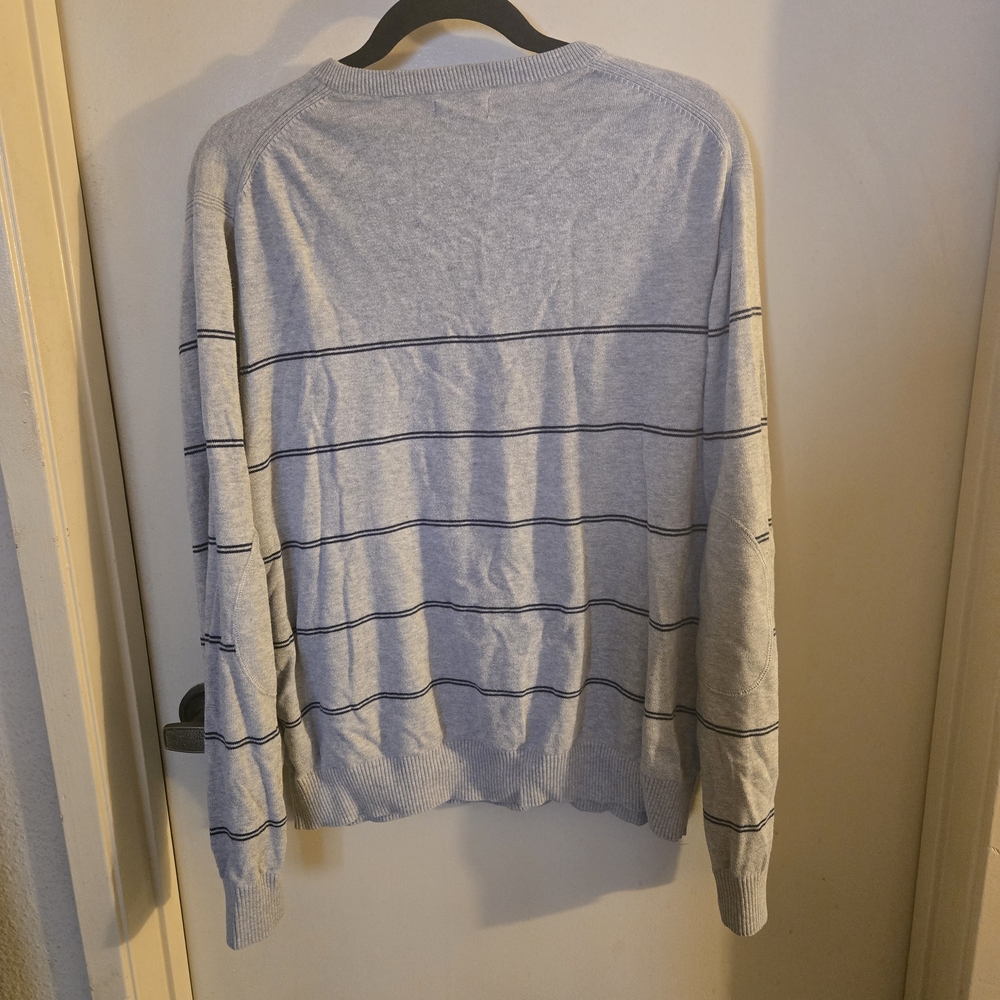 Izod‎ Gray V-Neck Sweater with Dark Stripes - Picture 6 of 8
